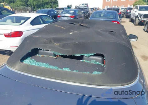 2010 BMW 128I z USA, uszkodzony, nr VIN WBAUN1C53AVH81665